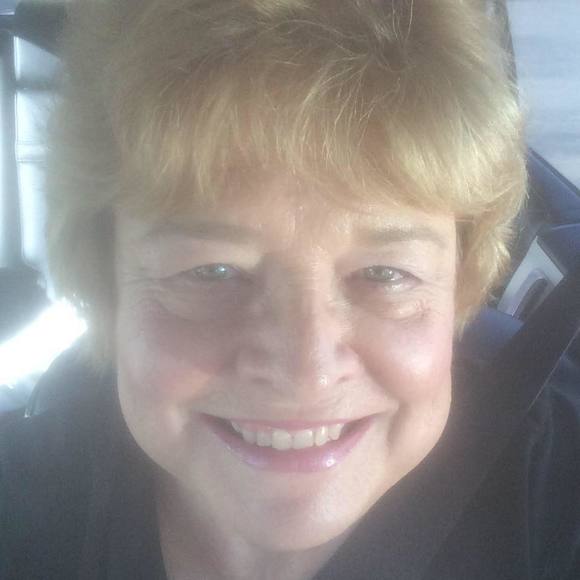 Meet your Posher, Sue - Picture 1 of 1